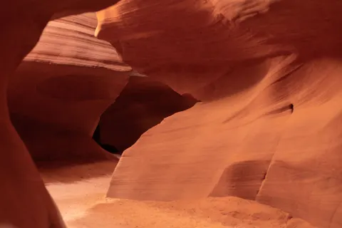 خلفية وادٍ سحيق بدقة 4K · nature · 3840×2563
