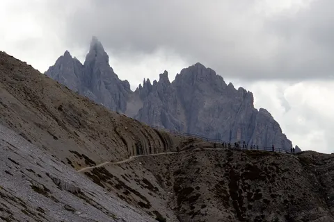 Tapeta Dolomity 4K · mountains · 3840×2560