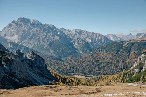 Hình nền Dãy Núi Dolomites 4K · mountains · 3840×2560