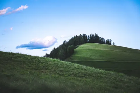 Green Hills 4K Wallpaper · nature · 3840×2560