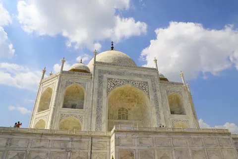 Taj Mahal 4K Wallpaper · architecture · 3840×2560