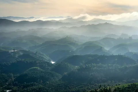 Grüne Hügel 4K Hintergrundbild · nature · 3840×2560