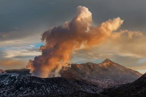 Fondo de pantalla Volcán 4K · nature · 3840×2560