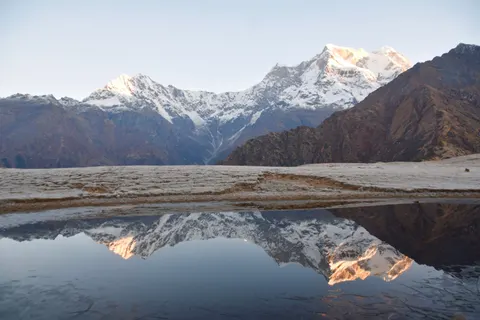 Papel de parede Lago de Montanha 4K · mountains · 3840×2560