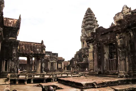 Angkor Wat 4K Hintergrundbild · architecture · 3840×2560