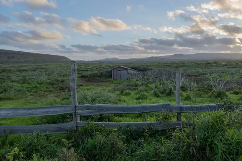 Fond d'écran Champ de campagne 4K · nature · 3840×2560