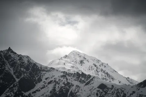 Snowy Mountain Peak 4K Wallpaper · mountains · 3840×2561