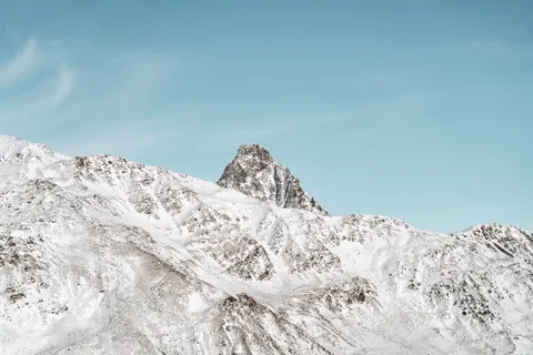 Snowy Mountain Peak 4K Wallpaper · mountains · 3840×2560