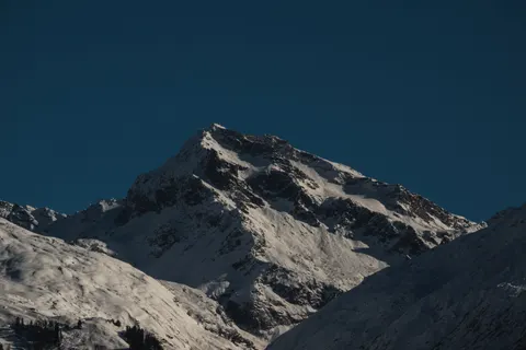 Snowy Mountain Peak 4K Wallpaper · mountains · 3840×2560