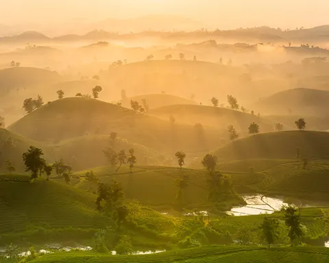 Green Hills 4K Wallpaper · nature · 3840×3072