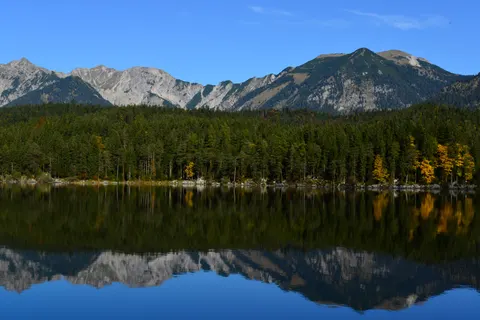 Mountain Lake 4K Wallpaper · mountains · 3840×2563
