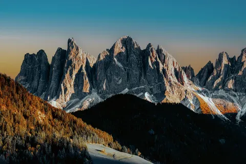 Mountain Range 4K Wallpaper · mountains · 3840×2560
