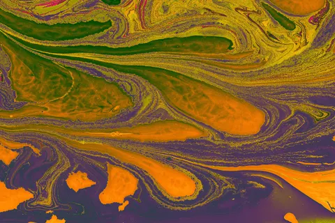 Liquid Gold 4K Wallpaper · abstract · 3840×2560