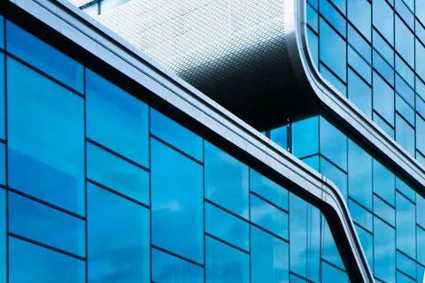 والپیپر نمای آینده‌نگر با کیفیت 4K · architecture · 3840×2562