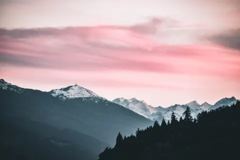 Mountain Range 4K Wallpaper · mountains · 3840×2560