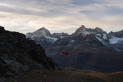 Mountain Range 4K Wallpaper · mountains · 3840×2560
