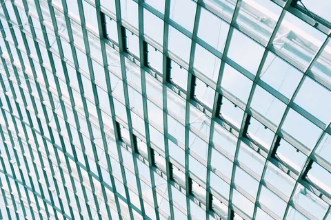 Papel de parede Fachada Futurista 4K · architecture · 3840×2560