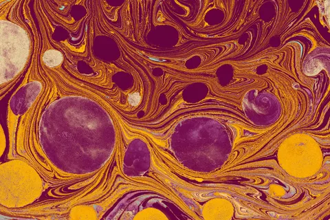 Liquid Gold 4K Wallpaper · abstract · 3840×2560