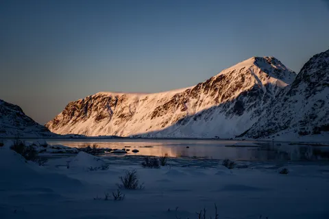 山脉 4K壁纸 · mountains · 3840×2560
