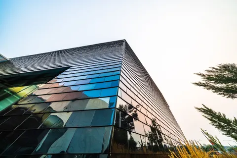 والپیپر نمای آینده‌نگر با کیفیت 4K · architecture · 3840×2555