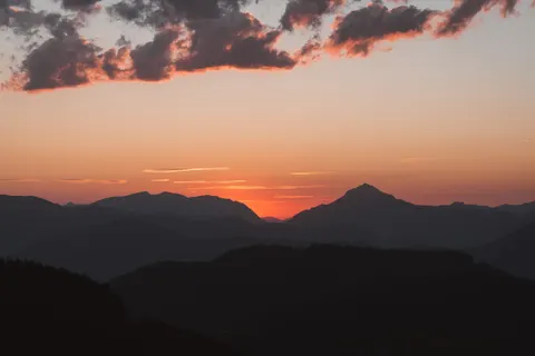 Mountain Range 4K Wallpaper · mountains · 3840×2561