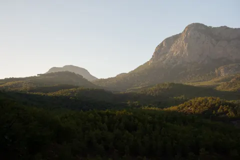 Papel de parede Cordilheira 4K · mountains · 3840×2560