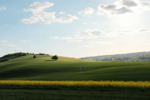 Green Hills 4K Wallpaper · nature · 3840×2560