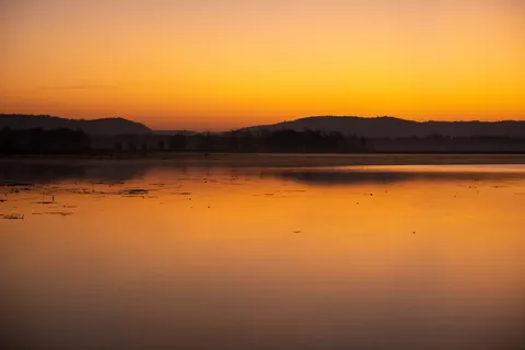 Misty Mountain Lake 4K Wallpaper · nature · 3840×2560
