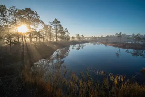 Misty Mountain Lake 4K Wallpaper · nature · 3840×2560