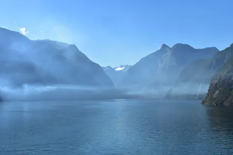 Misty Mountain Lake 4K Wallpaper · nature · 3840×2560