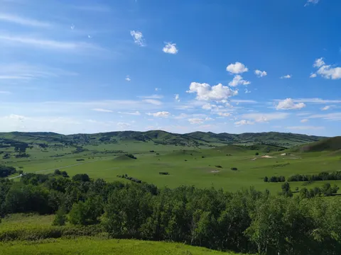 초록 언덕 4K 배경화면 · nature · 3840×2880