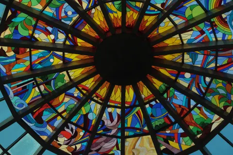 Glass Dome 4K Wallpaper · architecture · 3840×2560
