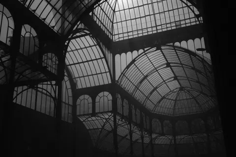 Glaskuppel 4K Hintergrundbild · architecture · 3840×2560