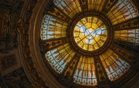 Glass Dome 4K Wallpaper · architecture · 3840×2432