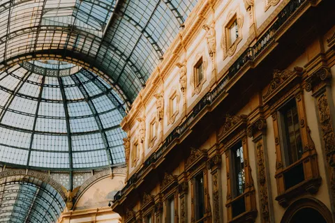 Glass Dome 4K Wallpaper · architecture · 3840×2560