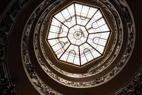 Обои Стеклянный купол 4K · architecture · 3840×2560