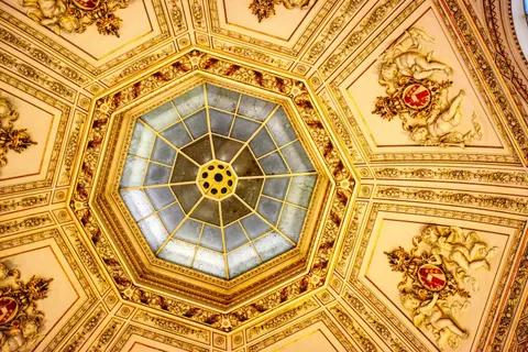 Glaskuppel 4K Hintergrundbild · architecture · 3840×2560