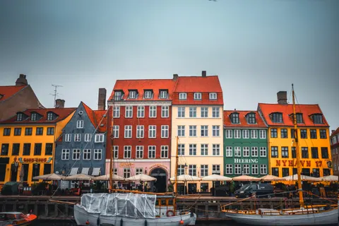 Renkli Evler 4K Duvar Kağıdı · architecture · 3840×2560