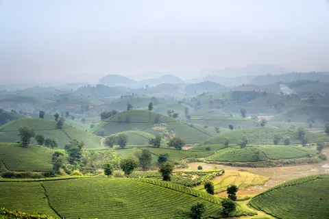 Green Hills 4K Wallpaper · nature · 3840×2560