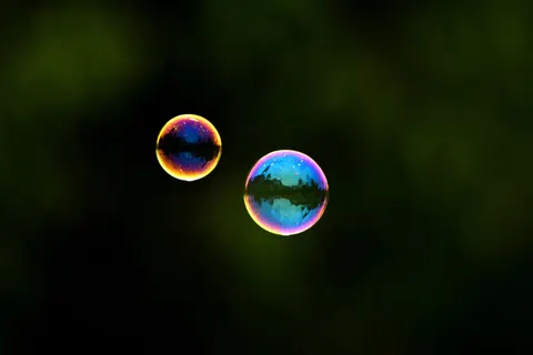 خلفية فقاعة صابون بدقة 4K · abstract · 3840×2560