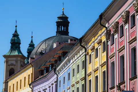 Colorful Houses 4K Wallpaper · architecture · 3840×2560