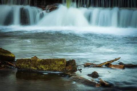 Wasserfall 4K Hintergrundbild · nature · 3840×2560
