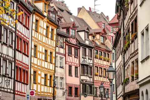 Colorful Houses 4K Wallpaper · architecture · 3840×2560