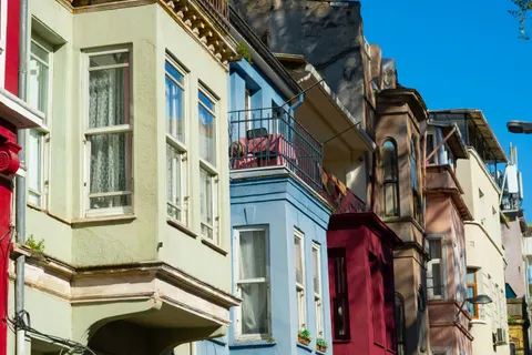 Renkli Evler 4K Duvar Kağıdı · architecture · 3840×2560