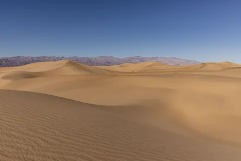 خلفية كثبان الصحراء بدقة 4K · nature · 3840×2561