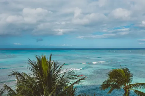 Tropischer Strand 4K Hintergrundbild · ocean · 3840×2558
