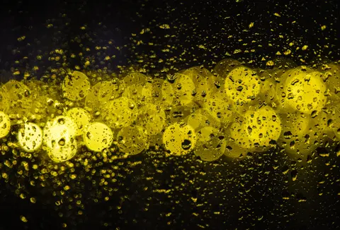 Parlayan Parçacıklar 4K Duvar Kağıdı · abstract · 3840×2603