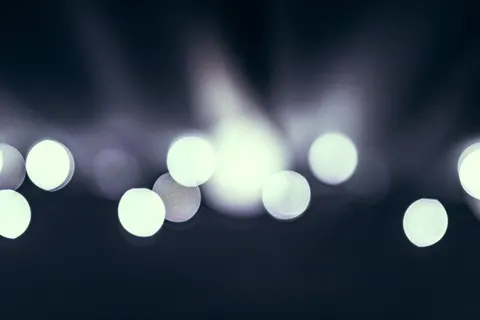 Parlayan Parçacıklar 4K Duvar Kağıdı · abstract · 3840×2560