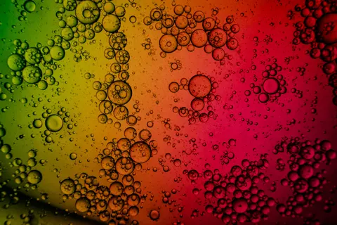 Oil Bubbles 4K Wallpaper · abstract · 3840×2560