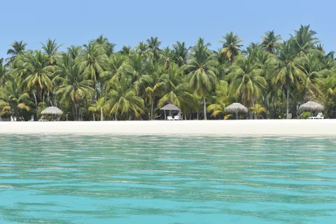 Обои Тропический пляж 4K · ocean · 3840×2560